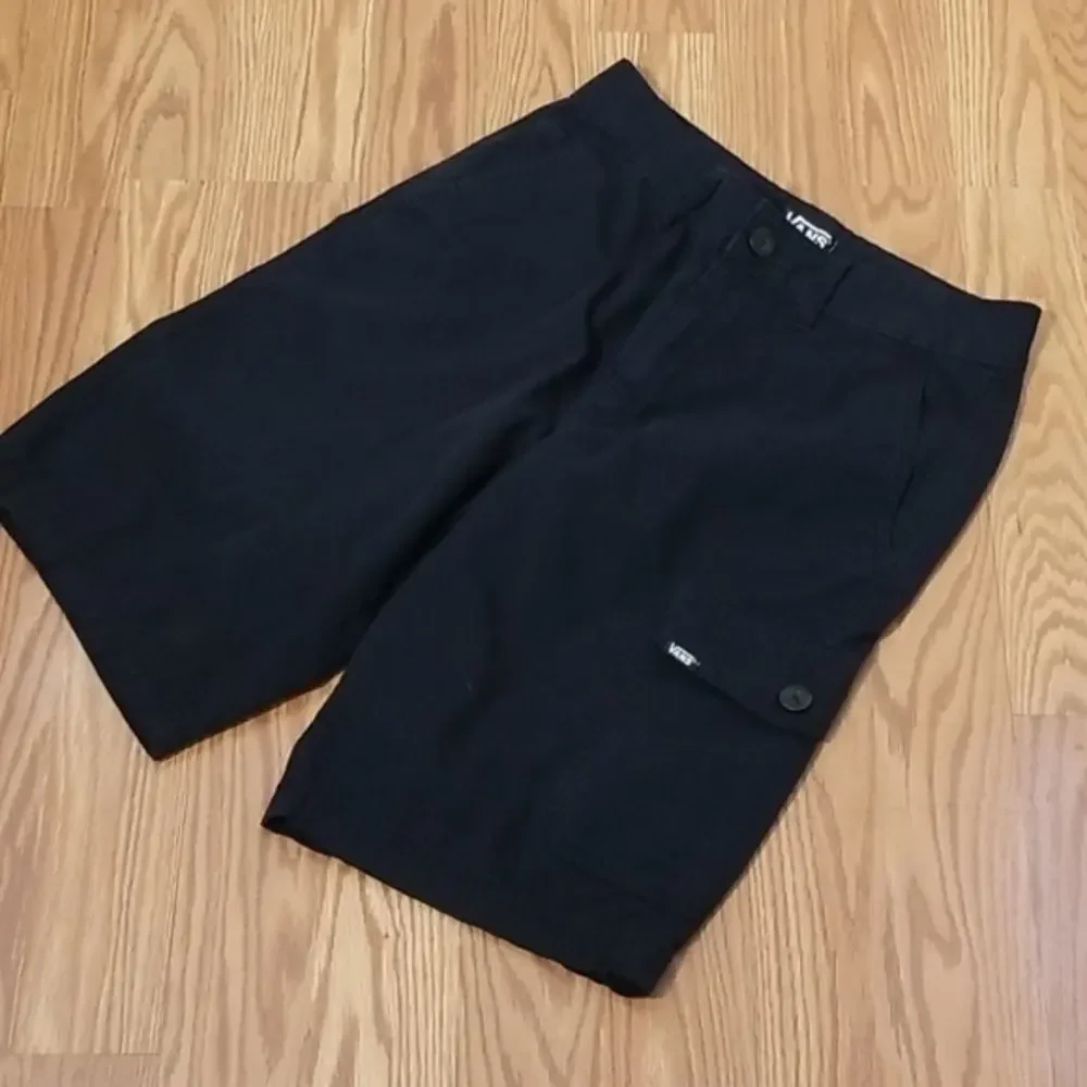 Van's‎ off the wall shorts 28